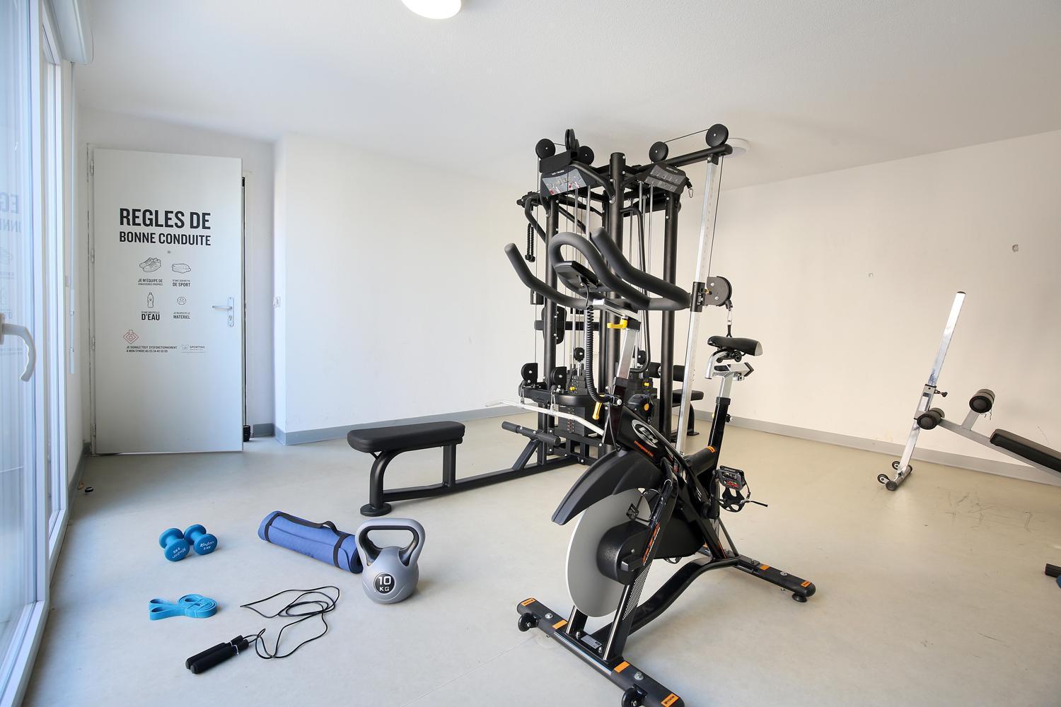 L'Ethnique 7P - Climatisation - Jardin - Parking - Salle De Sport Toulouse Luaran gambar