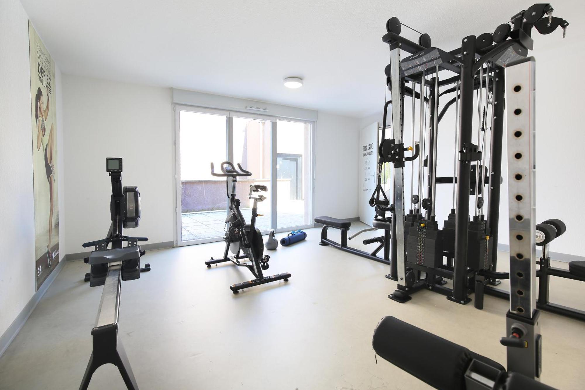 L'Ethnique 7P - Climatisation - Jardin - Parking - Salle De Sport Toulouse Luaran gambar